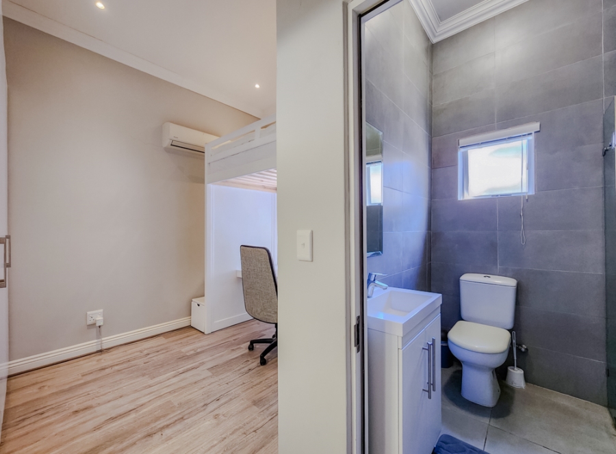 2 Bedroom Property for Sale in Nooitgedacht Village Western Cape